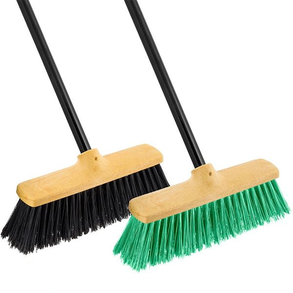 bettina-heavy-duty-outdoor-broom-with-handle-123cm